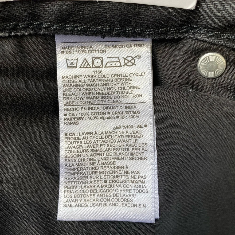 NWT Old Navy Women’s Black Slouchy Taper Jeans Size 4 - Picture 7 of 9